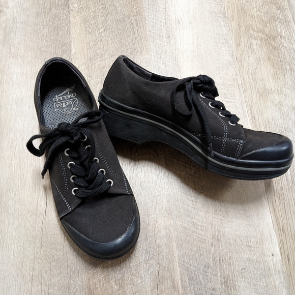 Dansko Black Vegan Leather Heeled Shoes Size 38 - Picture 2 of 11